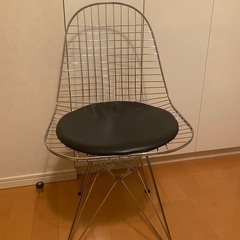【美品】黒 イームズ ワイヤーチェア メッシュ スタイリッシュ 椅子 リプロダクト の画像