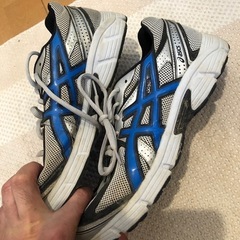 ジョギング？シューズの画像