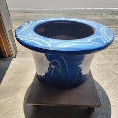 火鉢　植木鉢　直径約63cm 青の画像