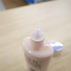 59/608　DHC ワンダーカバーBBリキッド30g ナチュラルオークル02【モノ市場知立店】の画像