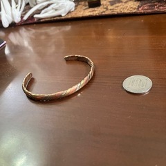 腕輪型インテリア小物の画像