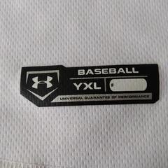 『UNDER ARMOUR』アンダーアーマー ベースボールTシャツ

の画像