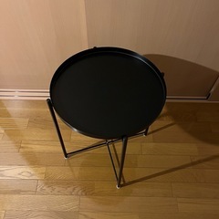 サイドテーブルの画像