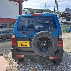平成20年パジェロミニてす。ターボ車、少し左側が凹凸があります。令和7年3月まで、車検がございます。今も調子がよく走っています。あくまでも中古車なのでノークレムノーリターンでお願いします。名義変更までの預り金三万円を預からせて頂きます。名義変更完了後速やかに返金いたします。の画像