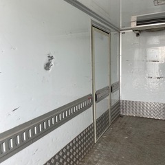 物置　箱　保冷箱　コンテナ　BOX 車庫の画像