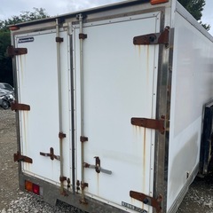 物置　箱　保冷箱　コンテナ　BOX 車庫の画像