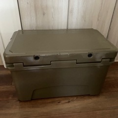 タラスブルバ　クーラーボックス　42Lの画像