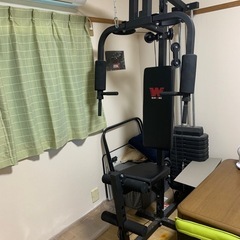 ホームジム、トレーニングマシン、筋トレに