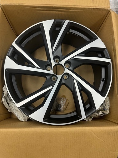 ボルボXC40 T5 AWS ファーストエディション 20インチ　アルミホイール