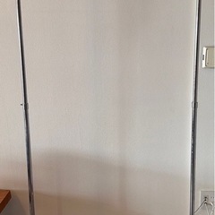 キャスター付き　高さ調整付きハンガーラック