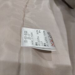 レディース春秋向き薄地のニューヨーカーのコート（中古）の画像