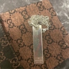 GUCCI プレートネックレス