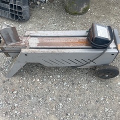 電動薪割り機　通電OK ジャンク扱いの画像