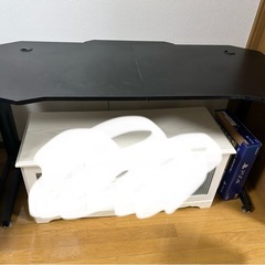 パソコンデスク（いなければ数日中に処分予定あり）