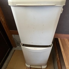 22日まで急募！２段ゴミ箱