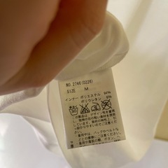 新品未使用　セシルマクビー　タンクトップの画像