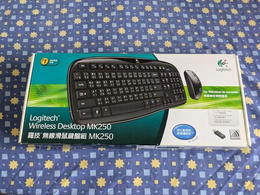 その他 Logitech Wireless Keyboard and Mouse