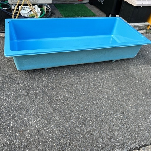 FRP池