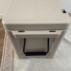 アウトドアクーラーボックス
の画像