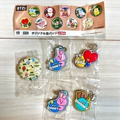 【新品非売品】BT21くら寿司コラボ ラバーストラップ 缶バッジ...