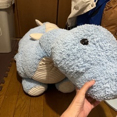 コストコビック恐竜ぬいぐるみの画像