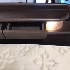 セミダブルベッドの画像