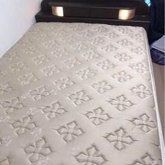 セミダブルベッド