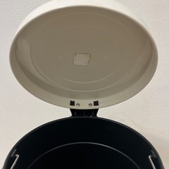 蓋付きゴミ箱　ダストケース　トラッシュ缶　ペダルペール　ごみばこの画像
