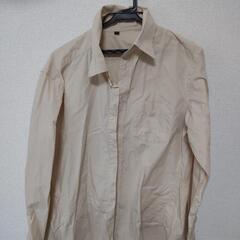 たぶん無印良品のシャツM