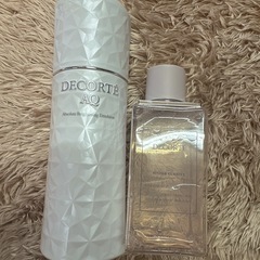 受け渡し決定  DECORTEAQと化粧水セット  