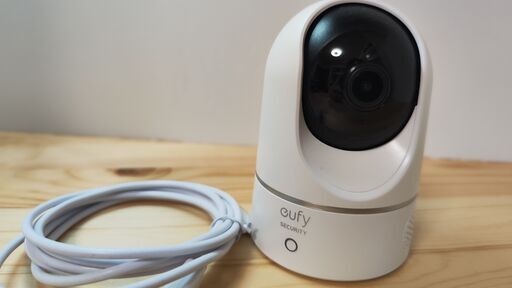 屋内カメラ　Eufy Indoor Cam 2K Pan \u0026 Tilt
