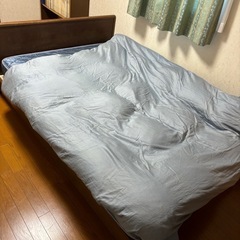 セミダブルベッド