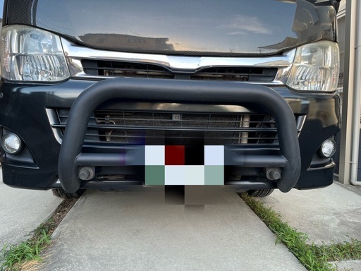 お話中　ハイエース　グリルガード