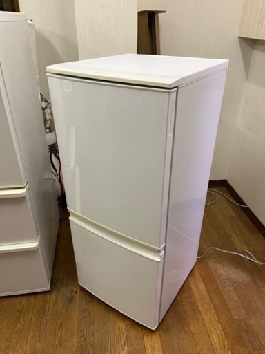 激安販売!! どっちもドア SHARP 137L 2ドア冷蔵庫 2015年 SJ-D14A-W 家電 キッチン家電 冷蔵庫