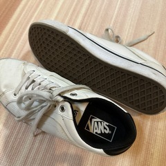 【ご対応中】vans白スニーカー25.5センチの画像