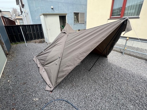 【ほぼ新品】WAQフロントウォール付　ユーチューバーも紹介　冬キャンプに！テント&フロントウォールセット