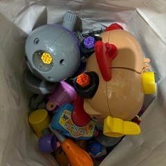 アンパンマン組み立てDIY、とびだせアンパンマン号vsだだんだん
