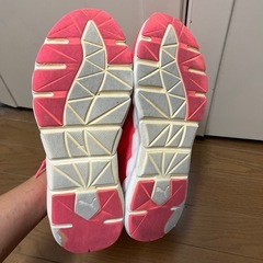 スニーカー25cmの画像