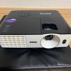 DLPプロジェクター　BenQ