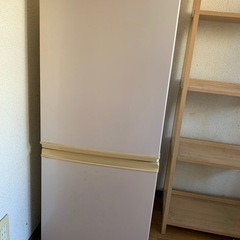 お取引中•単身用冷蔵庫シャープSJ-14T