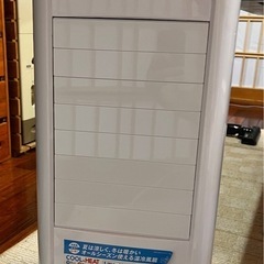 スリーアップ　温冷風扇　EFD-1702　ヒート＆クール　加湿機能付き