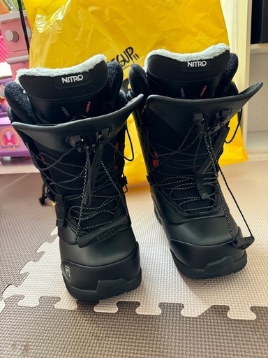 【新品未使用】スノーボードブーツ NITRO 24cm