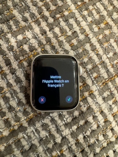 apple watch SE GPSモデル　40mm