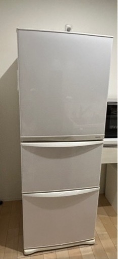 【受け渡し者決定 】冷蔵庫 東芝 3ドア 340L