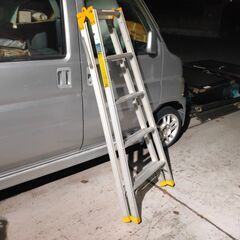 くまねず《姫路》折りたたみ☆アルミ脚立５段☆あったら便利^^の画像