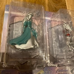 クリスマス　飾り　Disney 未開封　プラチナオーナメントの画像