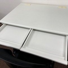 【椅子と机のセット】オフィスチェア 1脚（メッシュチェア コレガ2 ）・平机 1台の画像