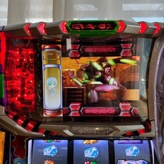 パチスロ エヴァンゲリオン真実の翼 メダル不要機搭載の画像