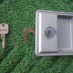 【成約】　イナバ物置用　錠前　（ジャンク品）