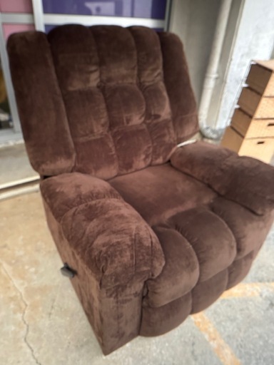 再受付 
1人掛けリクライニングソファー